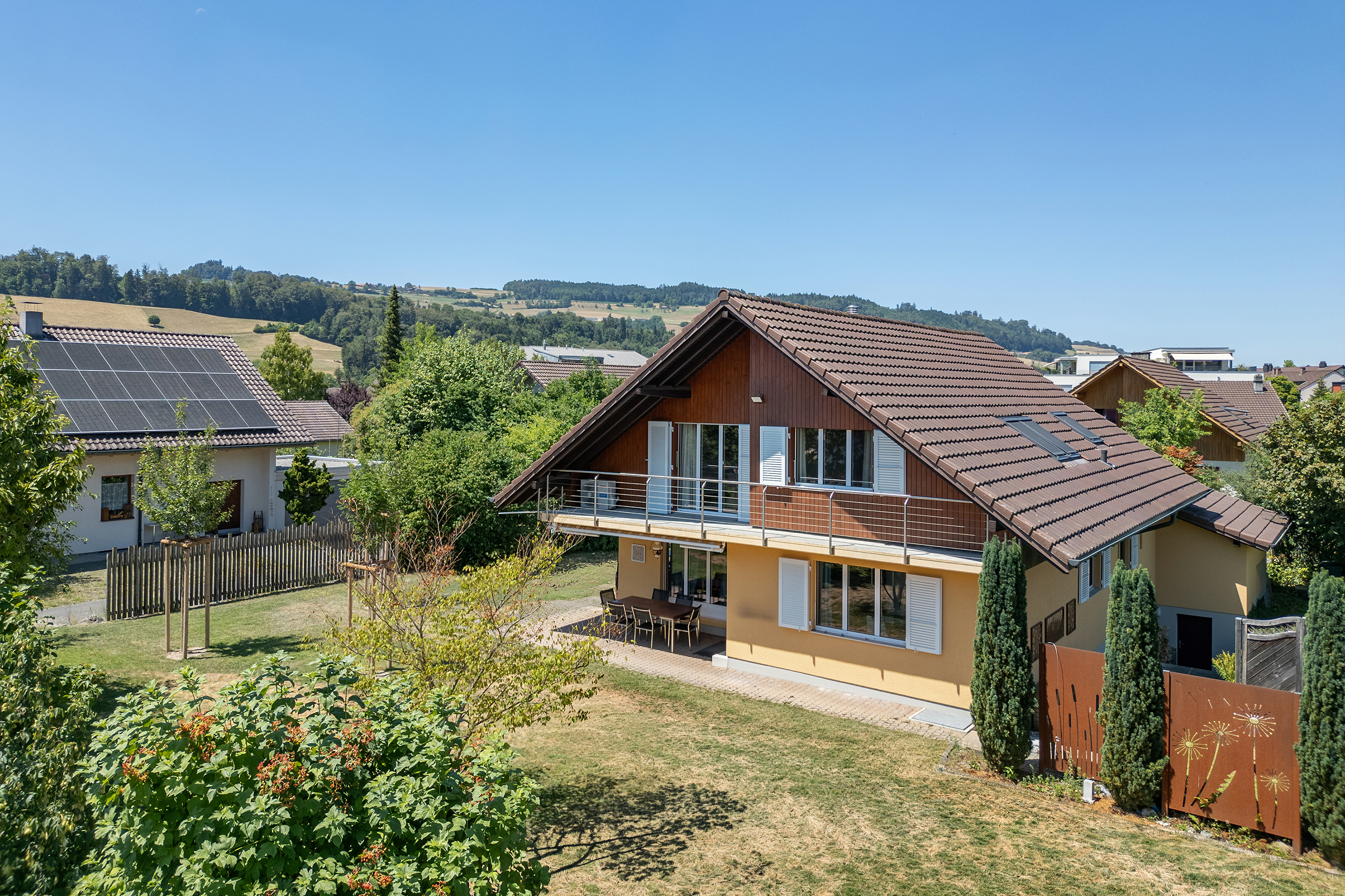 Grosszügiges Einfamiliehaus auf grossem Garten in Wichtrach.