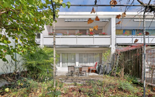 Reiheneinfamilienhaus in Herrenschwanden Reiheneinfamilienhaus mit Sitzplatz, Balkon und Garten